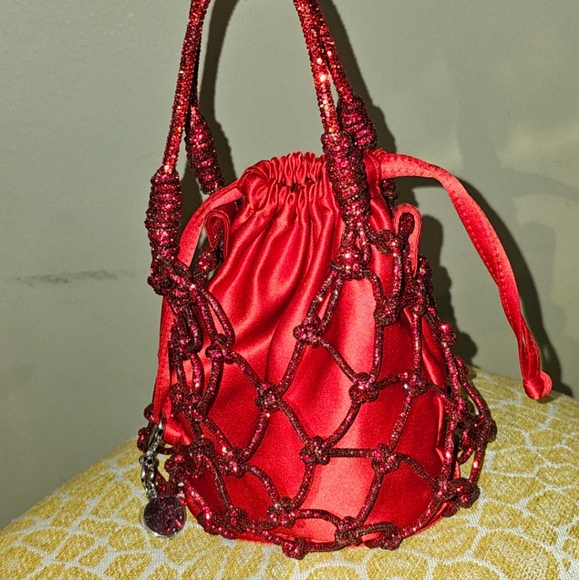 Judith Leiber sparkle net pouch - Picture 9 of 9